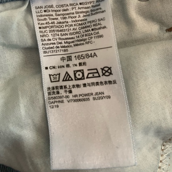 OLD NAVY Women's High Rise Power Slim Straight Distressed Ankle Jeans Sz 14 - Picture 8 of 8